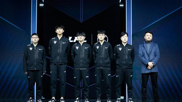 正式比赛那 正式比赛那