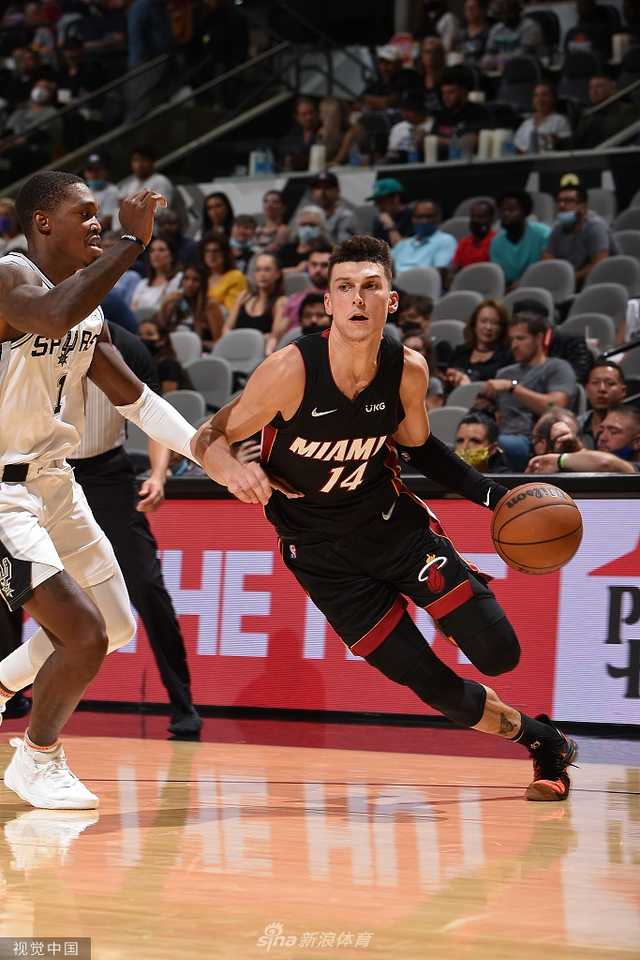 不仅给球迷 不仅给球迷